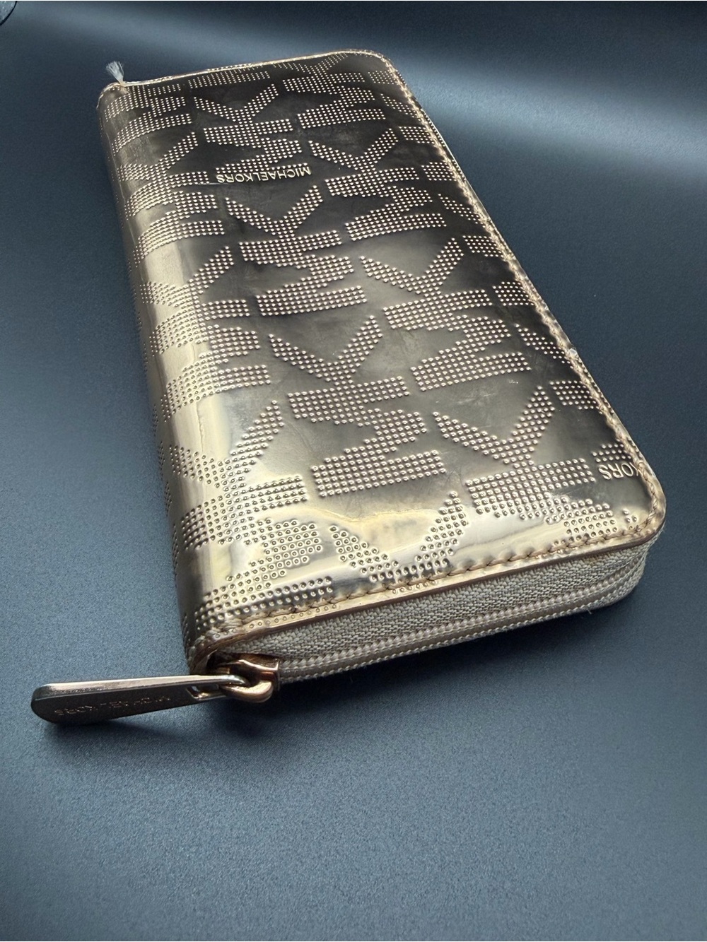 Michael Kors Metallic Gold MK Logo Zip Around Continental Wallet - Picture 5 of 11